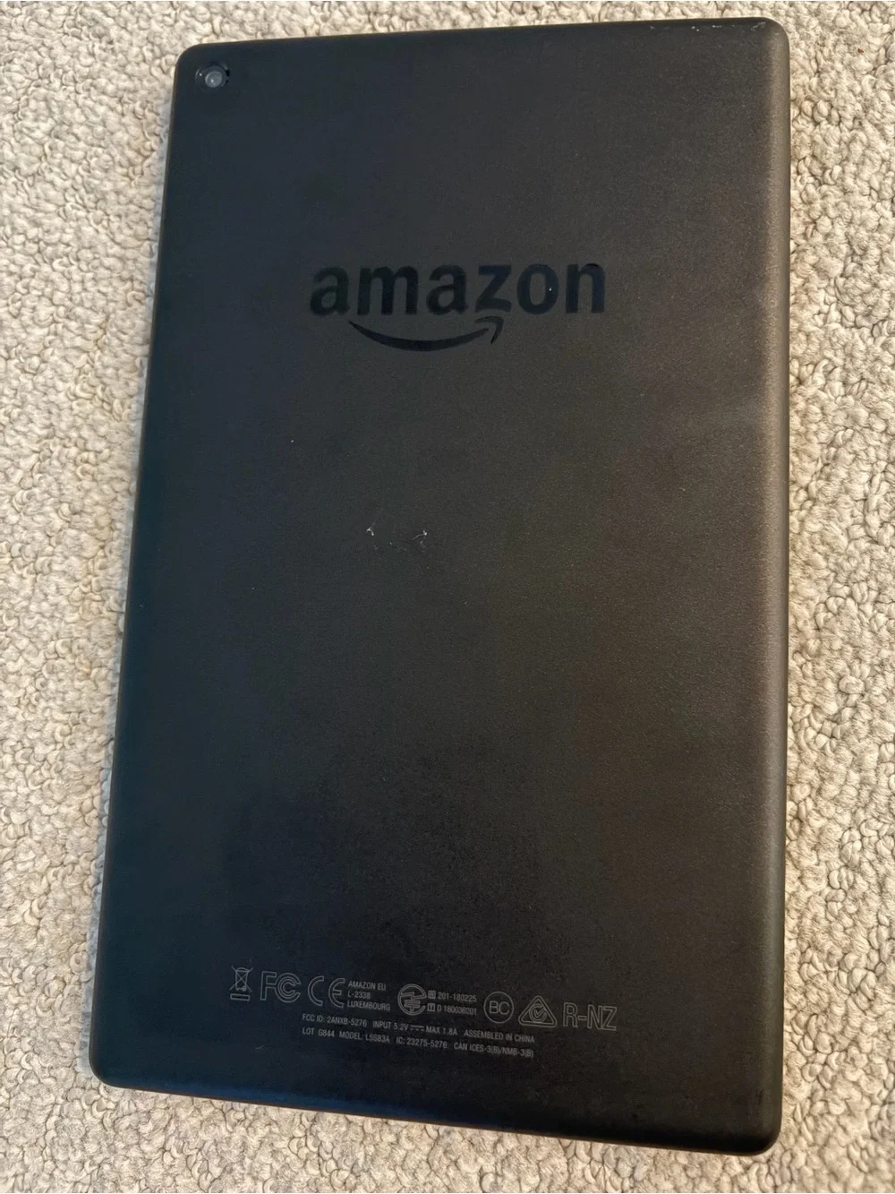 Amazon Fire HD 8 16 GB Tablet - Black (come with case)